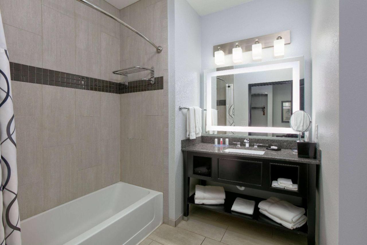 La Quinta Inn & Suites By Wyndham Lubbock Southwest المظهر الخارجي الصورة