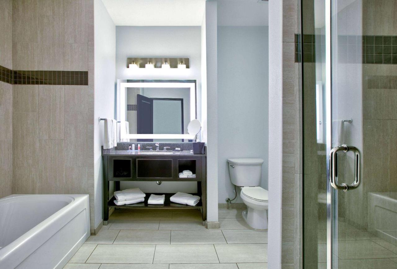 La Quinta Inn & Suites By Wyndham Lubbock Southwest المظهر الخارجي الصورة